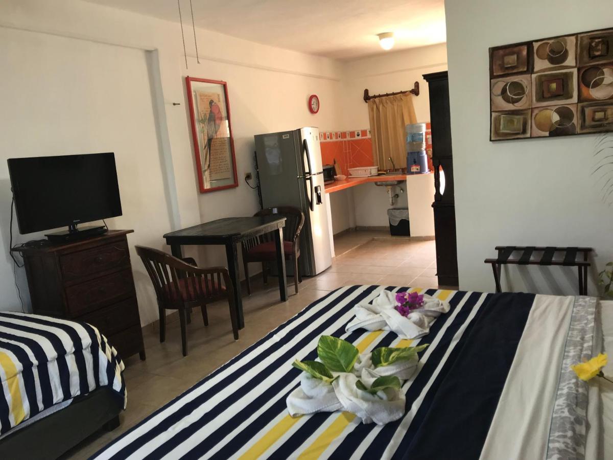 Suites Fenicia (Adults Only) Playa del Carmen Exteriér fotografie